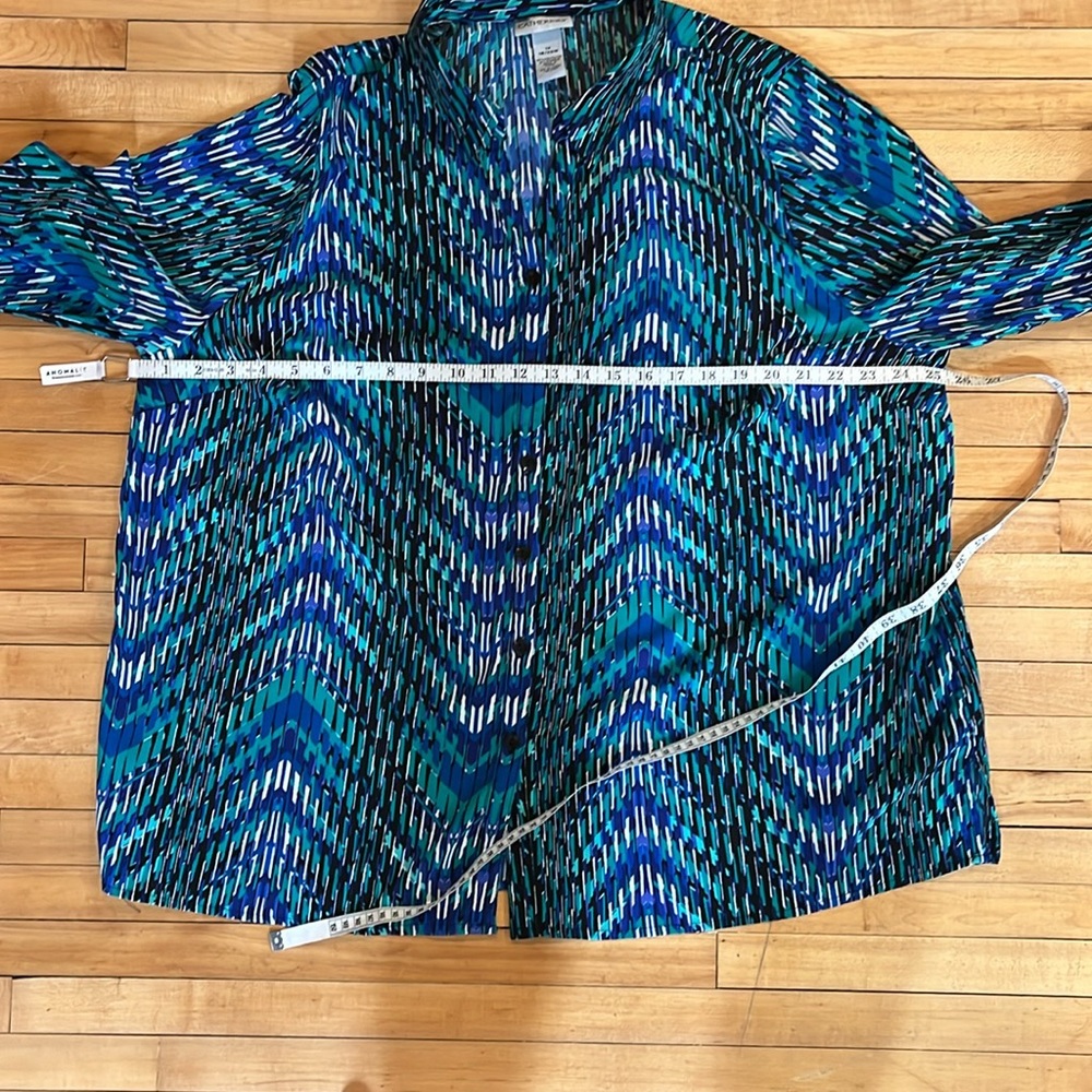 Catherines Top - Picture 9 of 13